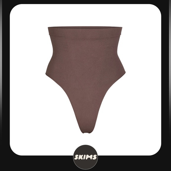 SKIMS Seamless Sculpting Set - Picture 3 of 4